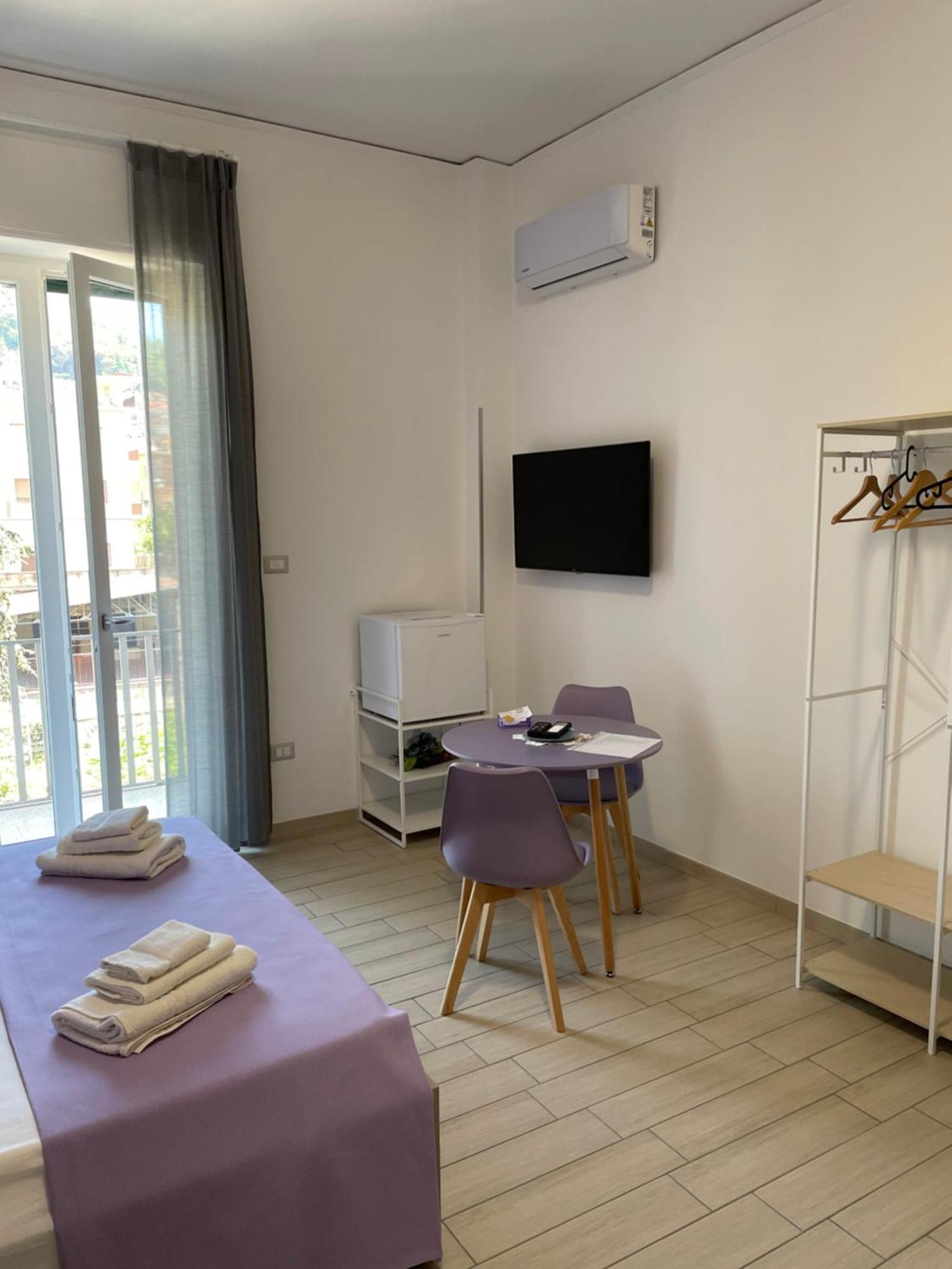 Sunshine Rooms Cava deʼ Tirreni Exterior foto